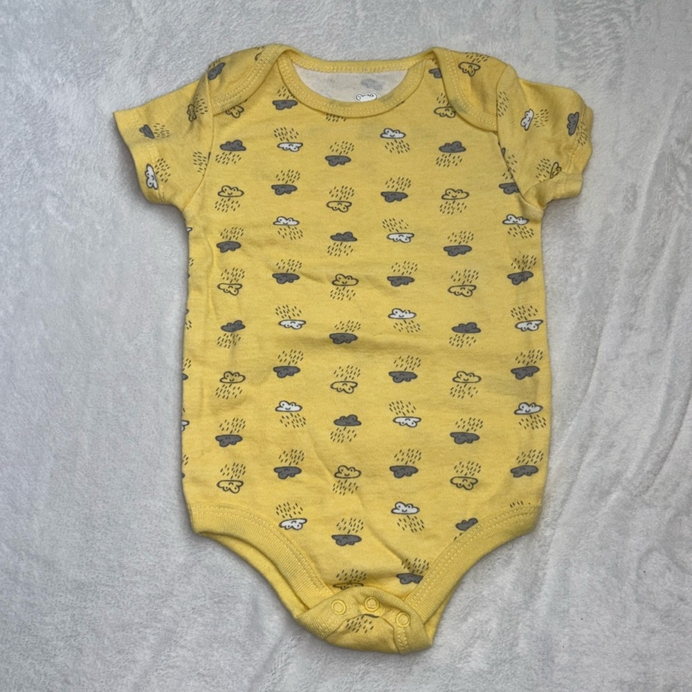 (3 for $10) koala baby gender neutral yellow rain cloud bodysuit onesie 🌧️
